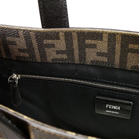 borse uomo fendi|borse fendi giglio.